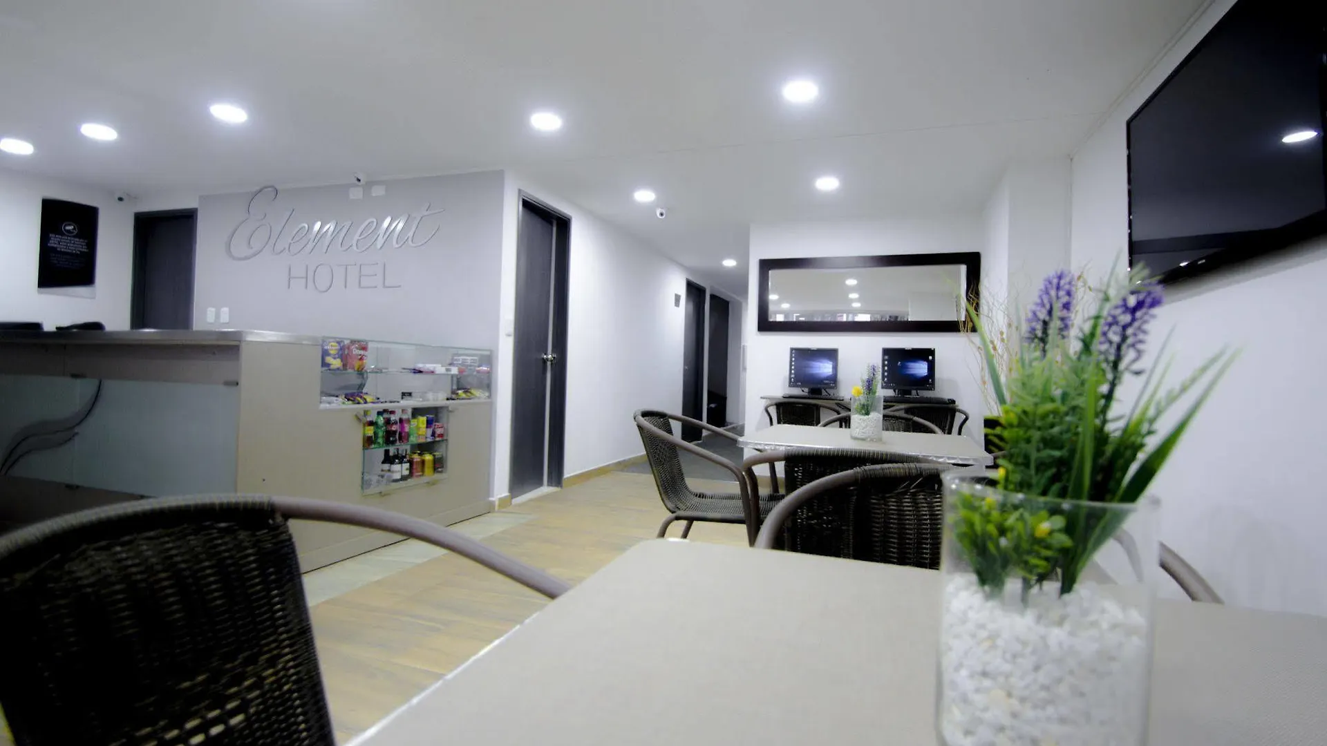Element Hotel Medellín