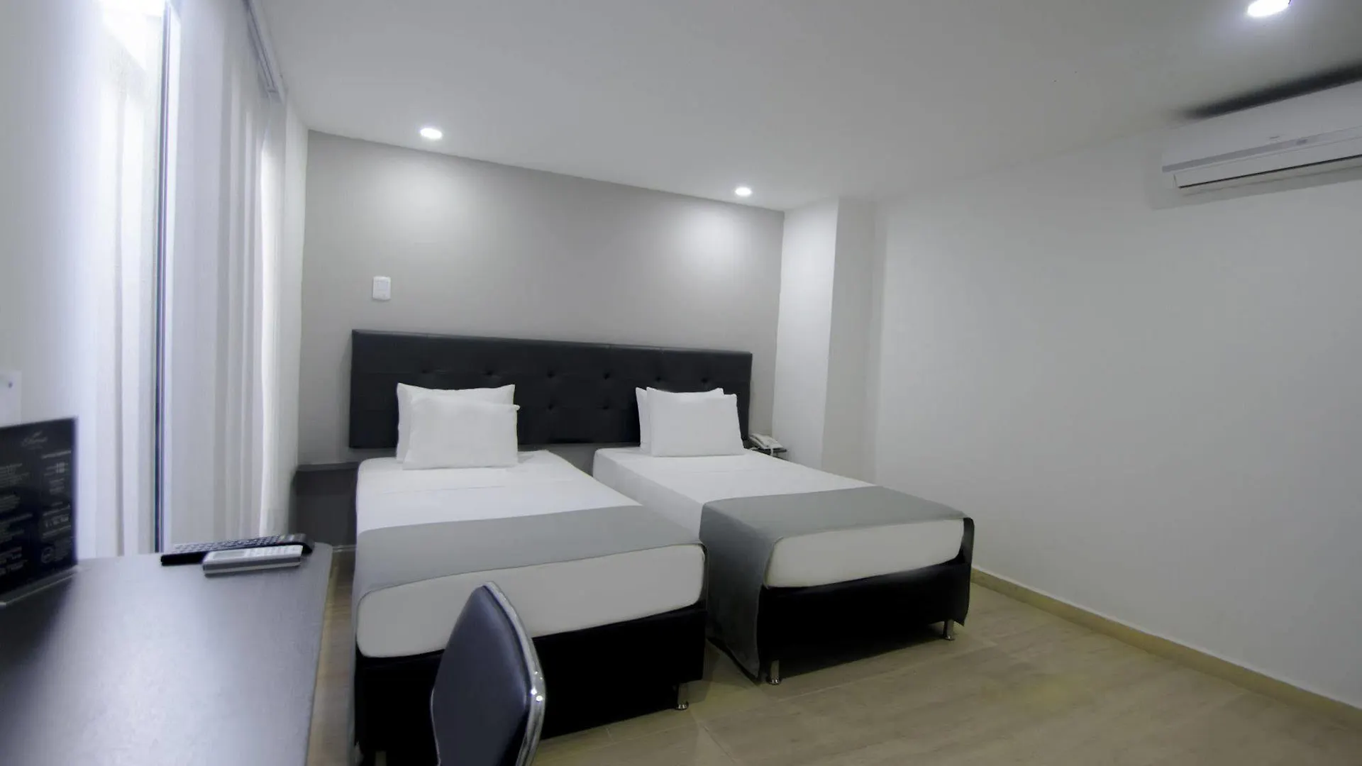 ***  Element Hotel Medellín Colômbia